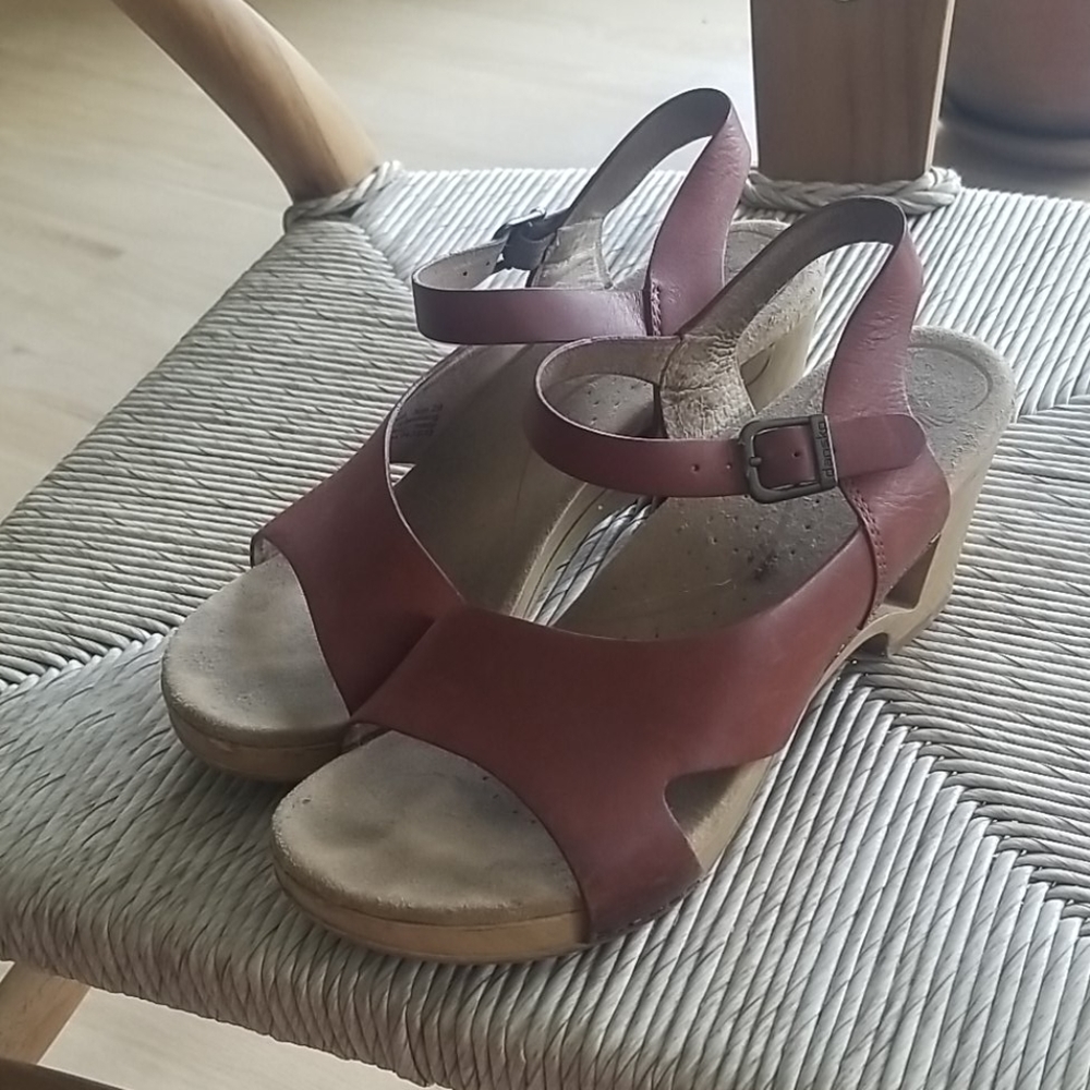 Dansko heels, sz 39